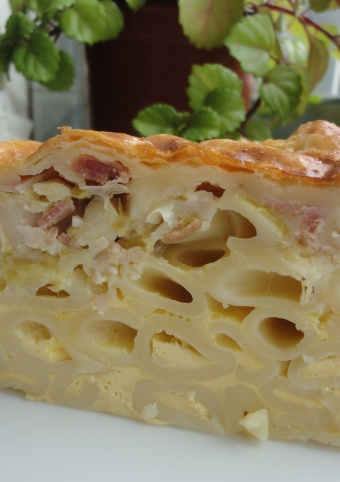 Una foto de Tarta de macarrones a la carbonara