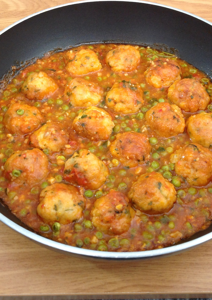 Una foto de Albóndigas de bacalao en salsa tradicional