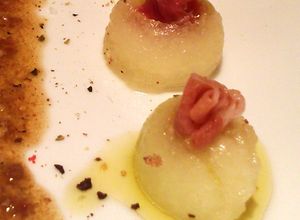 Foto principal de Tapa: Melón con relleno de jamón