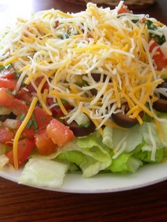 Una foto de Ensalada Mexicana de Chili Con Carne