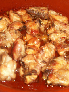 Una foto de Pollo al ajillo al estilo de Cartagena