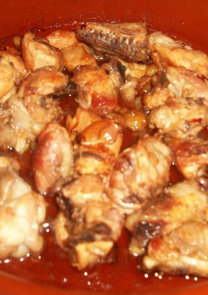 Una foto de Pollo al ajillo al estilo de Cartagena