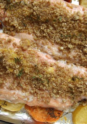 Una foto de Trucha asalmonada al horno con crujiente