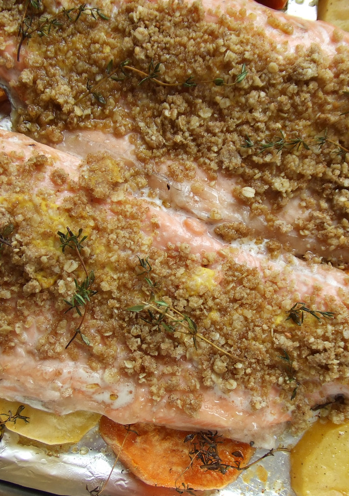 Una foto de Trucha asalmonada al horno con crujiente