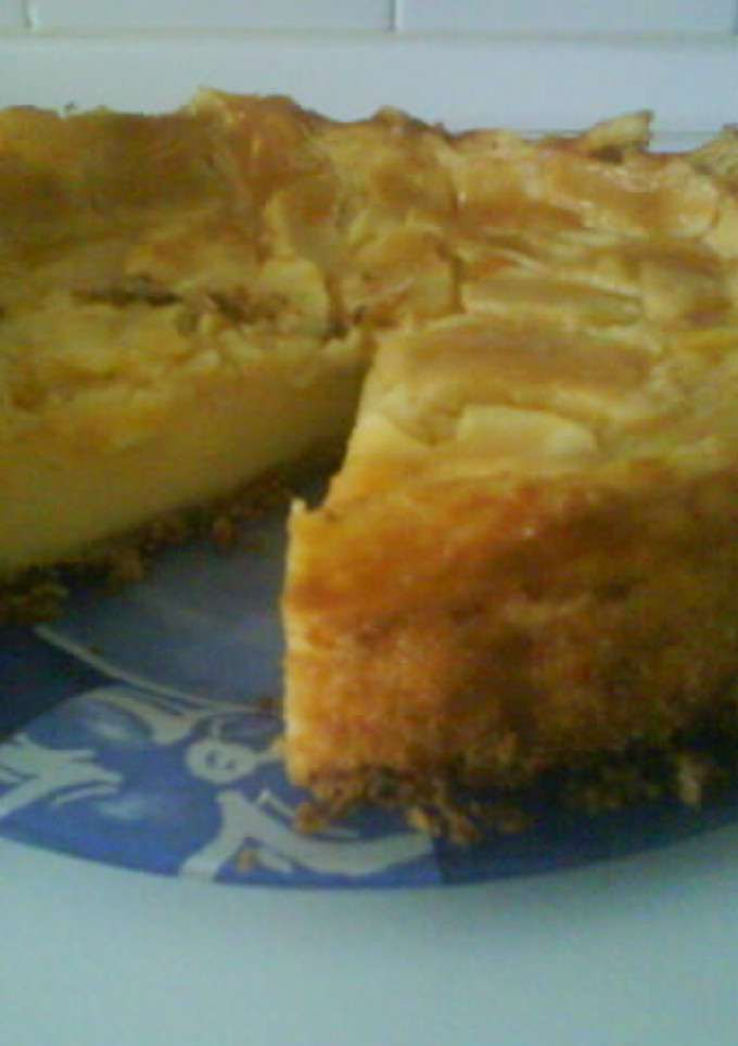 Una foto de Tarta de manzana casera con flan