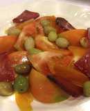 Ensalada alicantina de tomate y salados