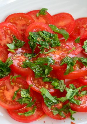 Foto principal de Tomate y albahaca