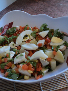 Una foto de Ensalada con ingredientes de Invierno
