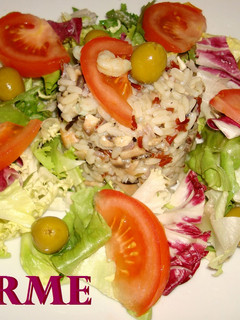 Una foto de Ensalada de arroz con champiñones aliñados