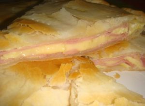 Una foto de Tarta de jamón y queso