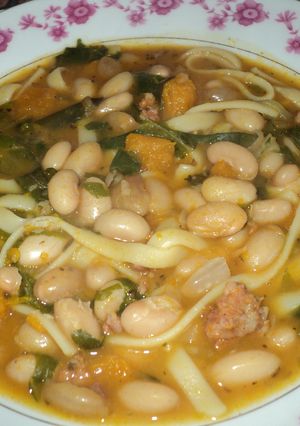 Una foto de Porotos con rienda al estilo de la abuelita Adriana