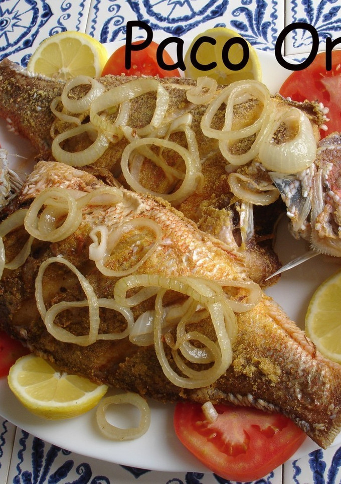 Una foto de Pescado frito con Fubá