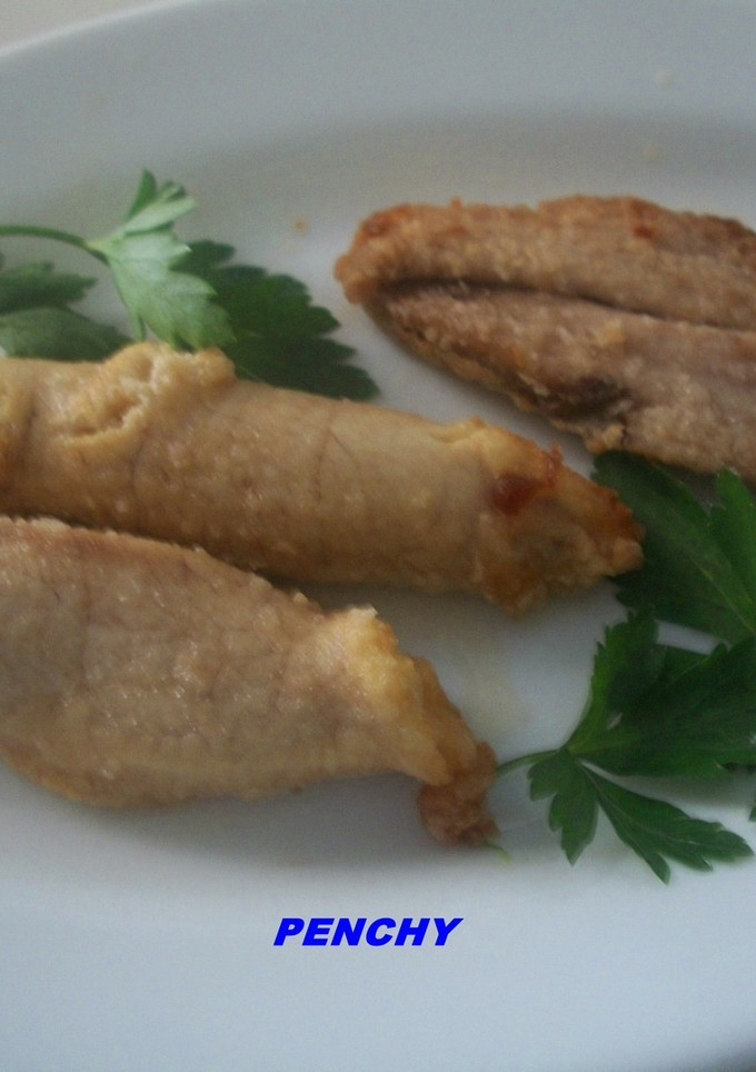 Una foto de Letones y huevas fritos