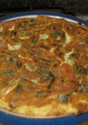 Una foto de Tortilla de espinacas con jamón