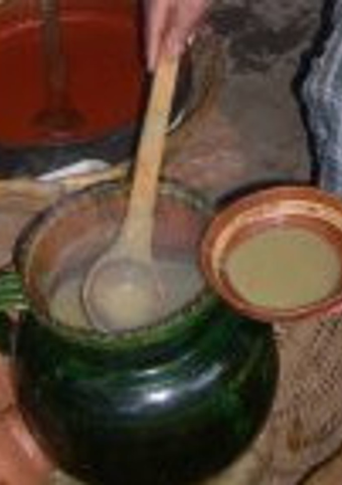 Una foto de Atole de guayaba