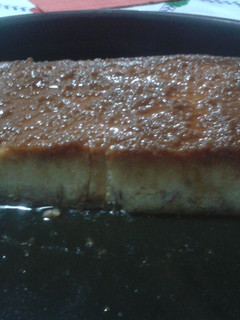 Una foto de Budín de pan con leche condensada y nueces