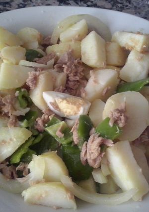 Una foto de Ensalada de verano completa y fácil