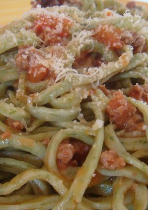 Una foto de Fideos caseros de espinaca
