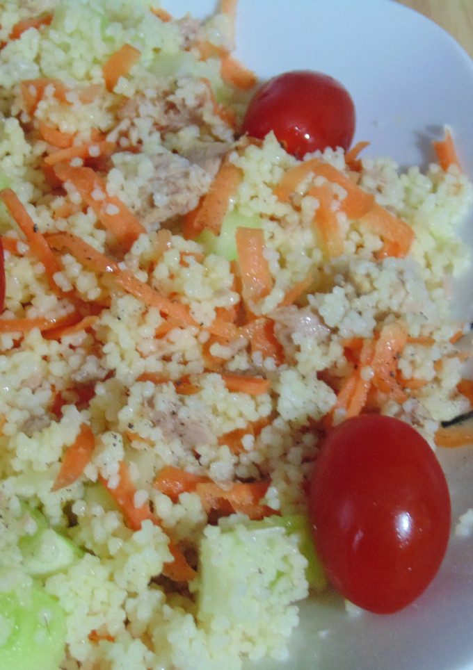 Una foto de Ensalada de verano de cuscús