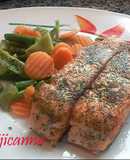 Salmón al horno con eneldo Maggitta