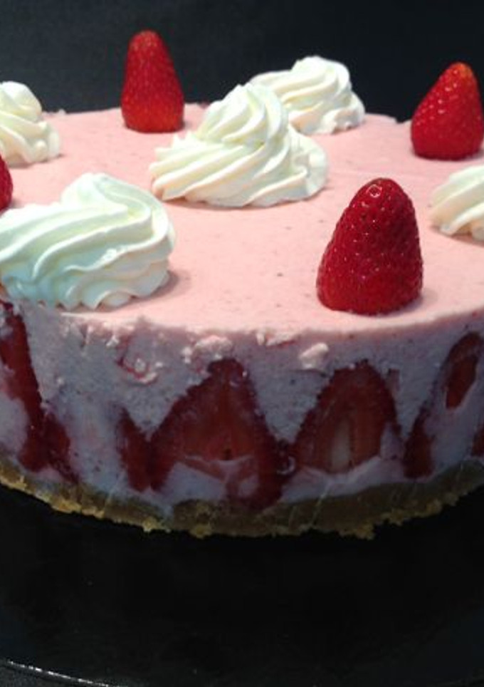 Una foto de Tarta de mouse de fresas