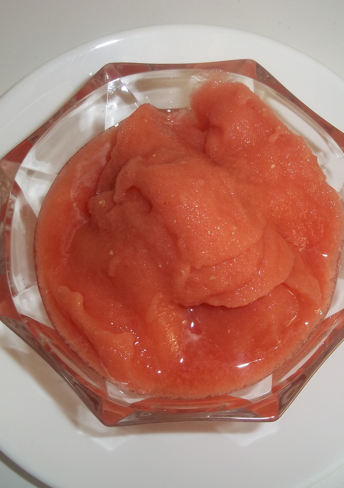 Una foto de Helado de sandía Thermomix