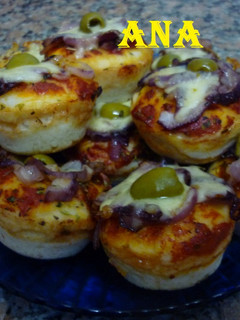 Una foto de Muffins de pizzetas rellenas