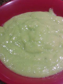Una foto de Crema dulce de aguacate o palta