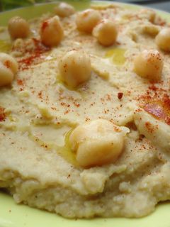 Una foto de Hummus casero