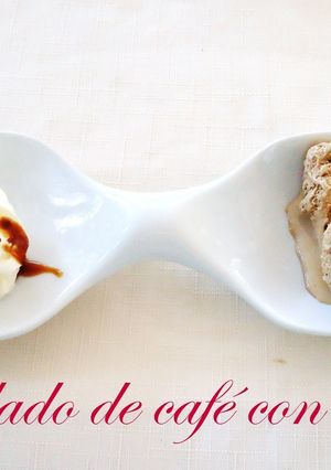 Una foto de Helado de café con leche
