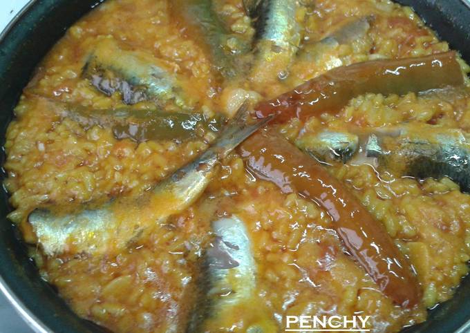 Foto principal de Paella de sardinas melosa
