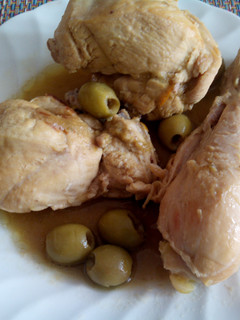 Una foto de pollo a la sevillana