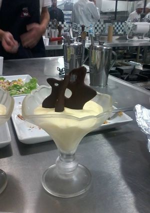 Una foto de Mousse limón