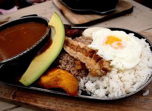 Foto principal de Bandeja paisa