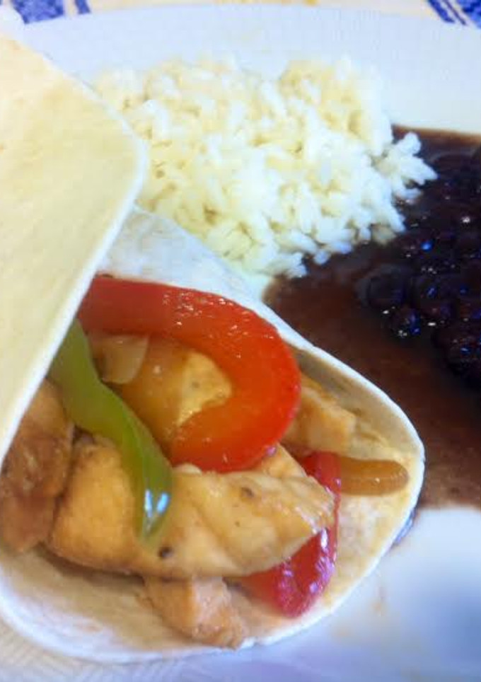 Una foto de Fajitas de pollo Tex-Mex