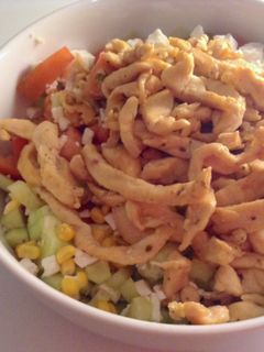 Una foto de Ensalada de cuscus con pollo
