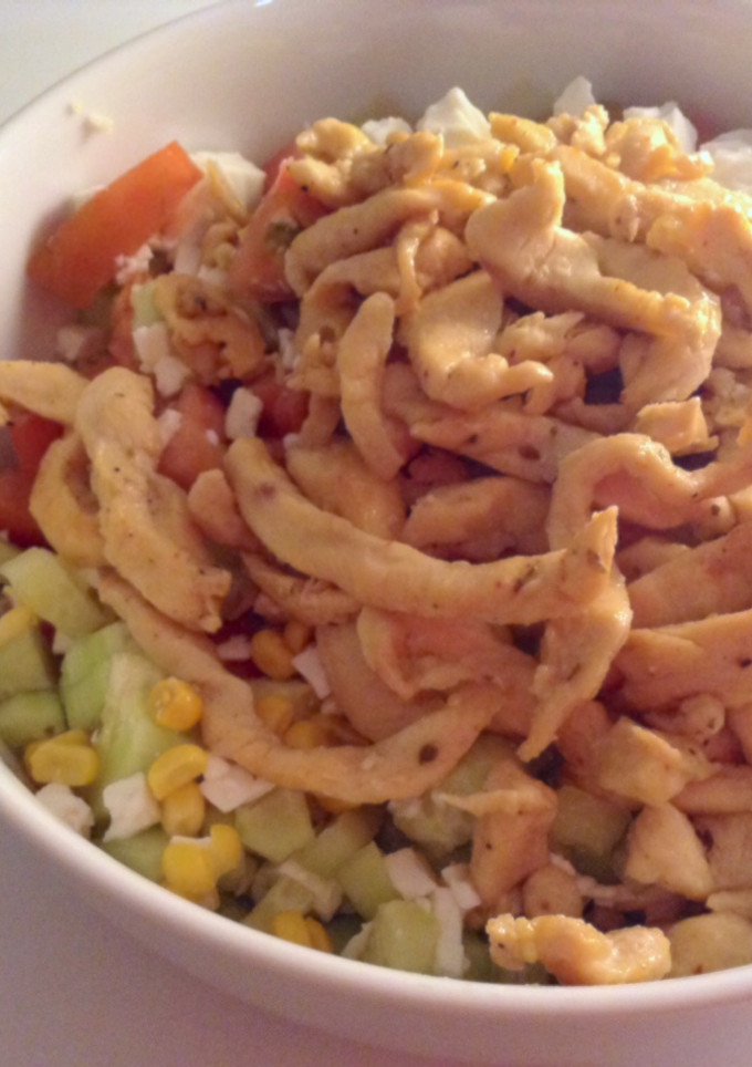 Una foto de Ensalada de cuscus con pollo