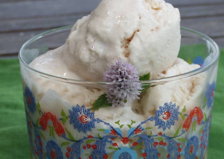 Helado de queso mascarpone y canela