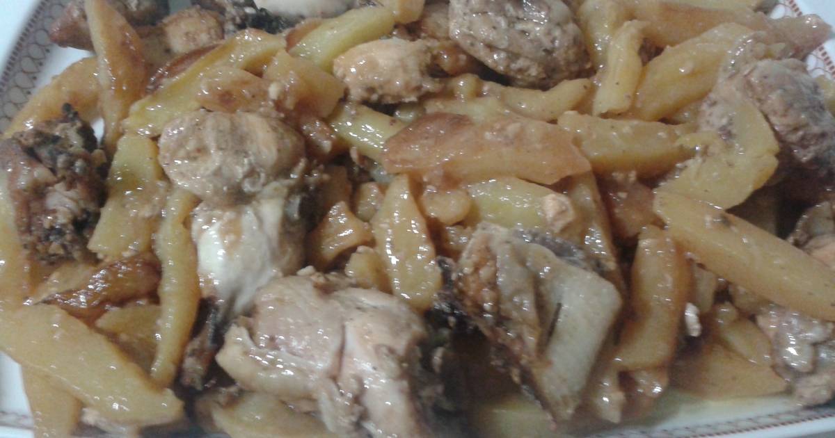 Pollo y patatas fritas en adobo fresco al horno Receta de penchi