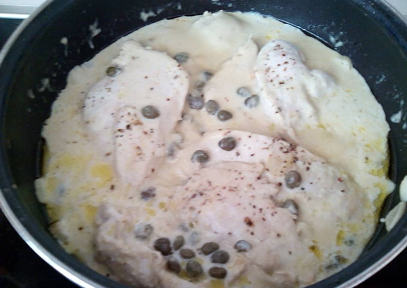 Pechuga de pollo con alcaparras