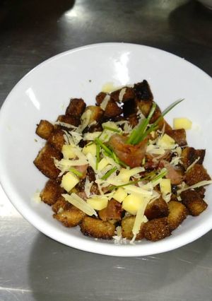 Una foto de Ensalada de champiñones y queso