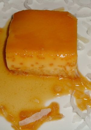 Una foto de Flan de coco al baño Maria