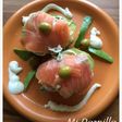 Aguacates rellenos de salmón y gulas