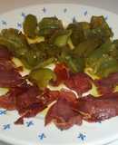 Pimientos verdes con jamón serrano