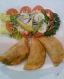Empanadas de guisado de camarón