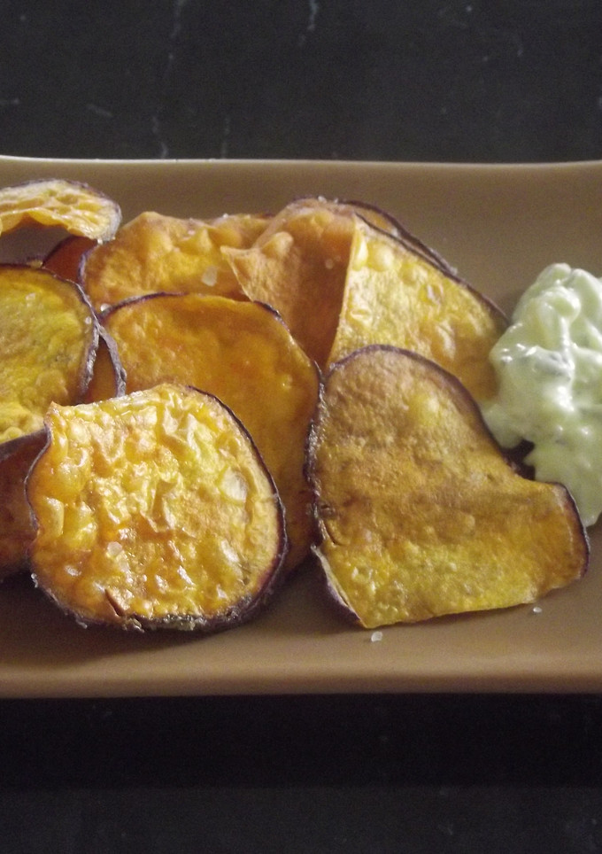 Una foto de Camote frito con salsa tártara