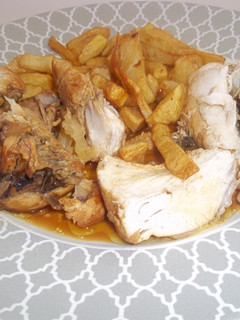 Una foto de Pollo asado a la cacerola