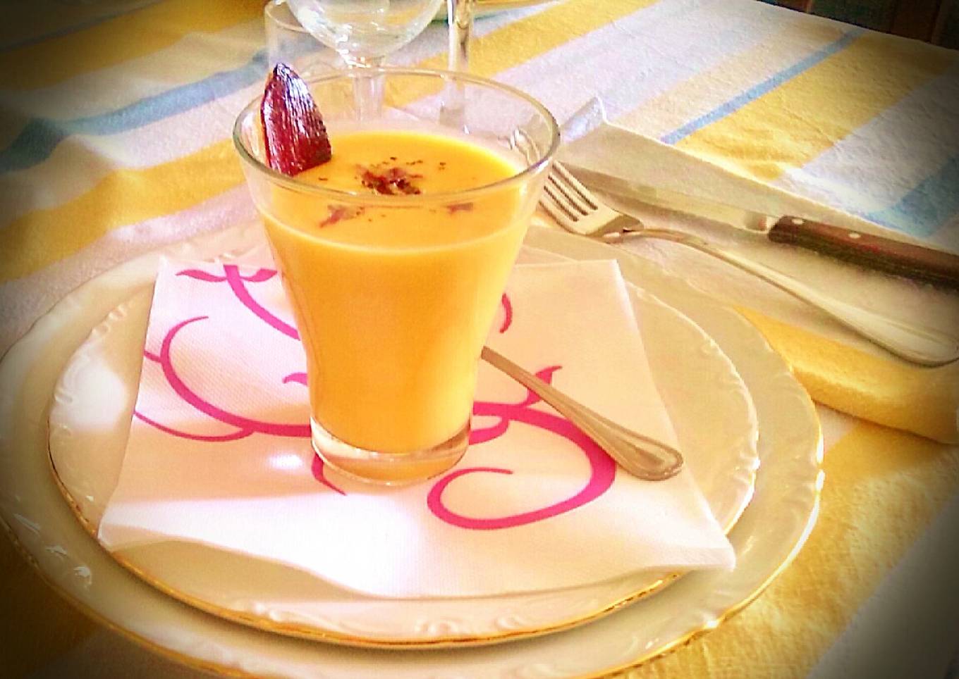 Crema de calabaza con crujiente de jamón