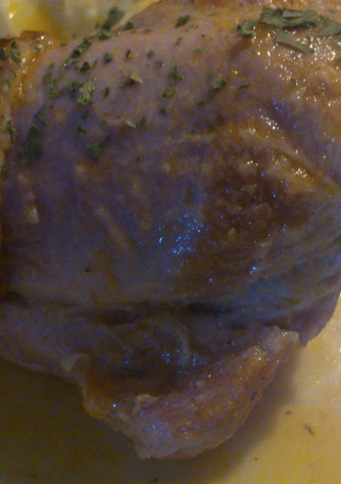 Una foto de Jamoncitos de pavo con salsa de tomate