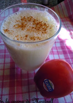 Una foto de Batido de manzana con un toque de canela